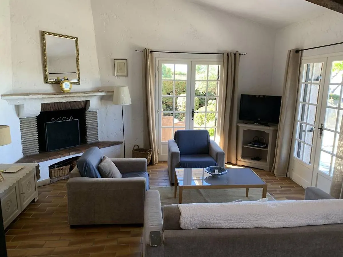 Charmante Villa Avec Piscine A Debordement Aux Issambres - Fr-1-768-44